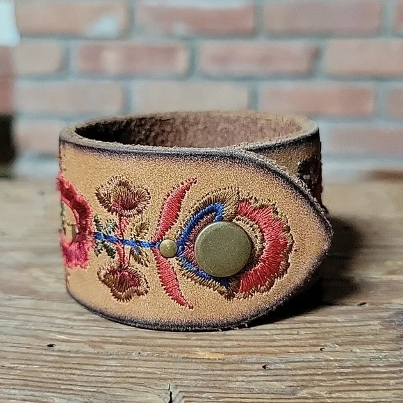 Embroidered Leather Cuff Bracelet - Picture 3 of 10